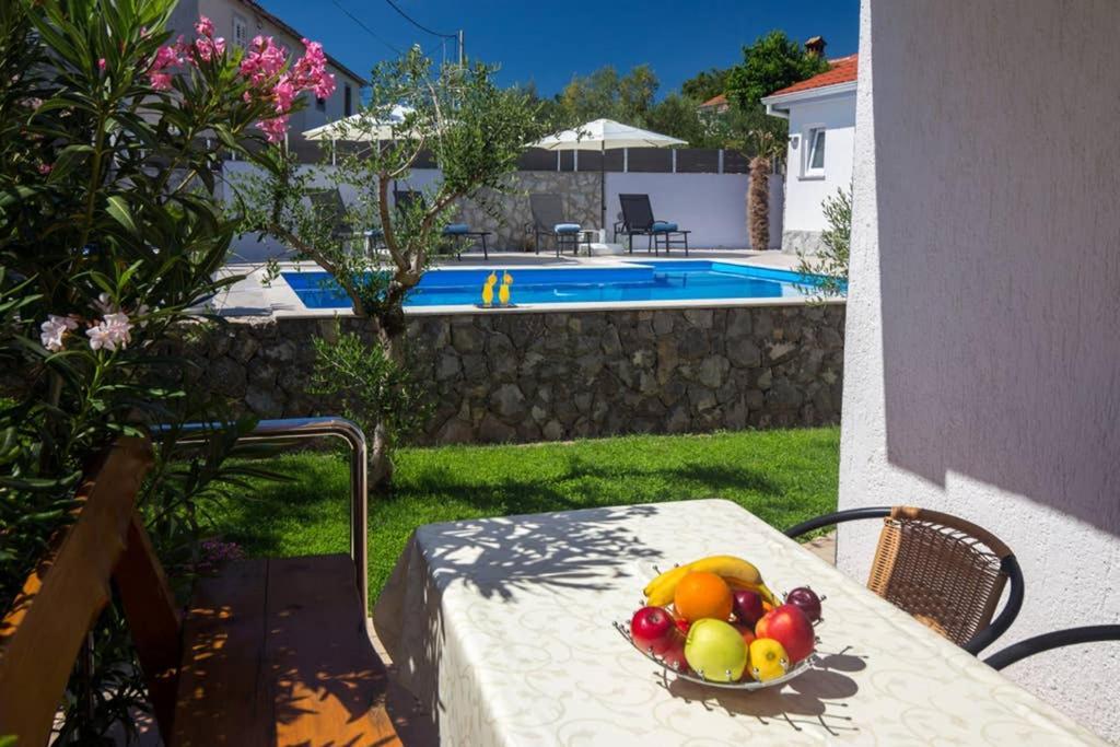 Adria-Holiday House With A Private Pool In Krk Kornic Ngoại thất bức ảnh