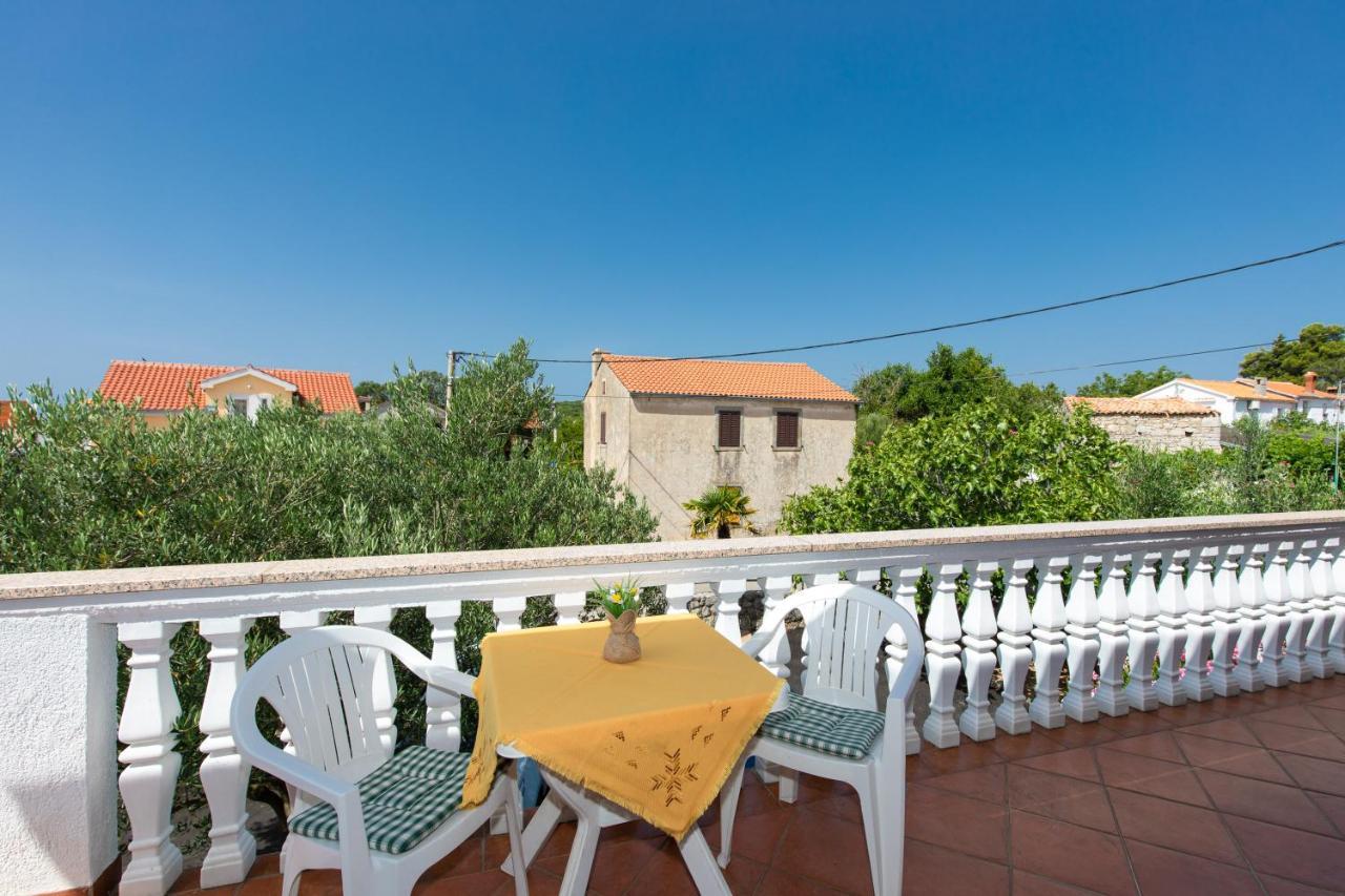 Adria-Holiday House With A Private Pool In Krk Kornic Ngoại thất bức ảnh